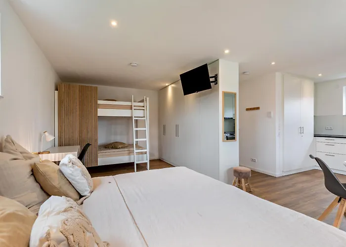 Studio 4 Parkside Apartments